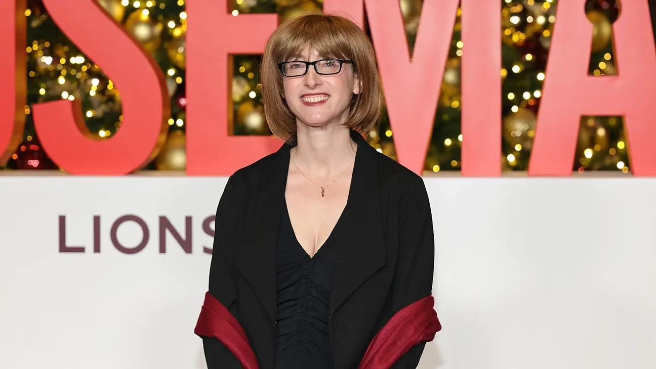 Housemaid Author Freida McFadden Reveals Real Identity: Doctor Sara Cohen