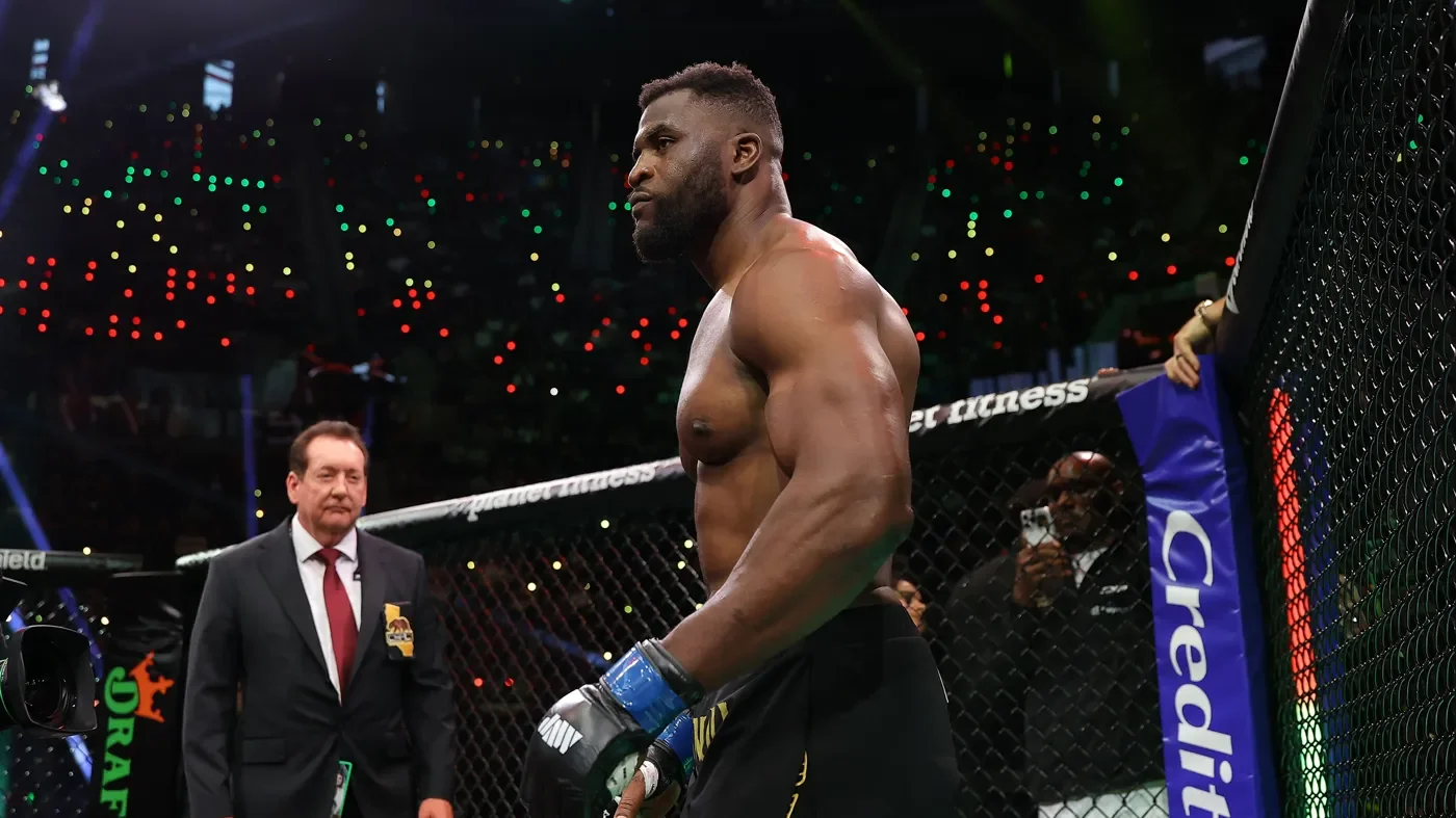 Ngannou Extends Lineal Heavyweight Reign with First-Round KO of Lins