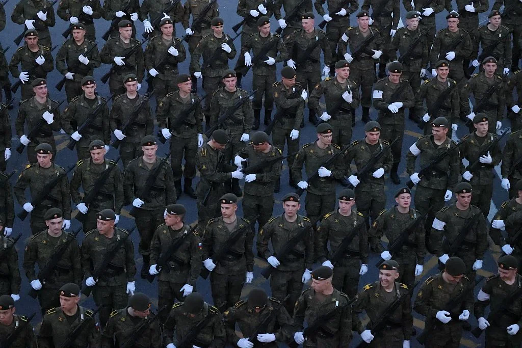 Independent outlets peg Russia's war toll in Ukraine at about 352,000