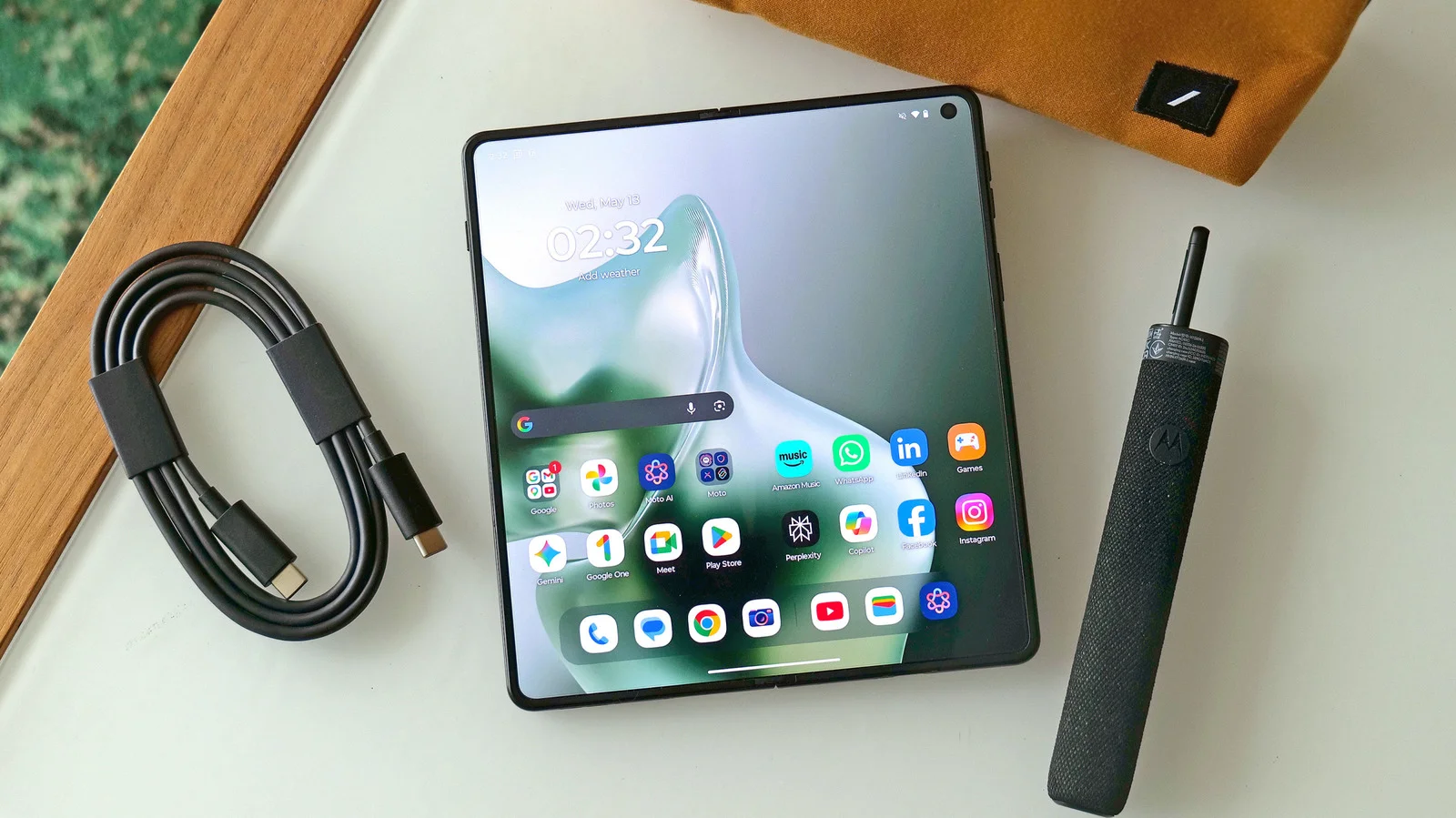 Moto Razr Fold Proves It's a True Foldable Contender