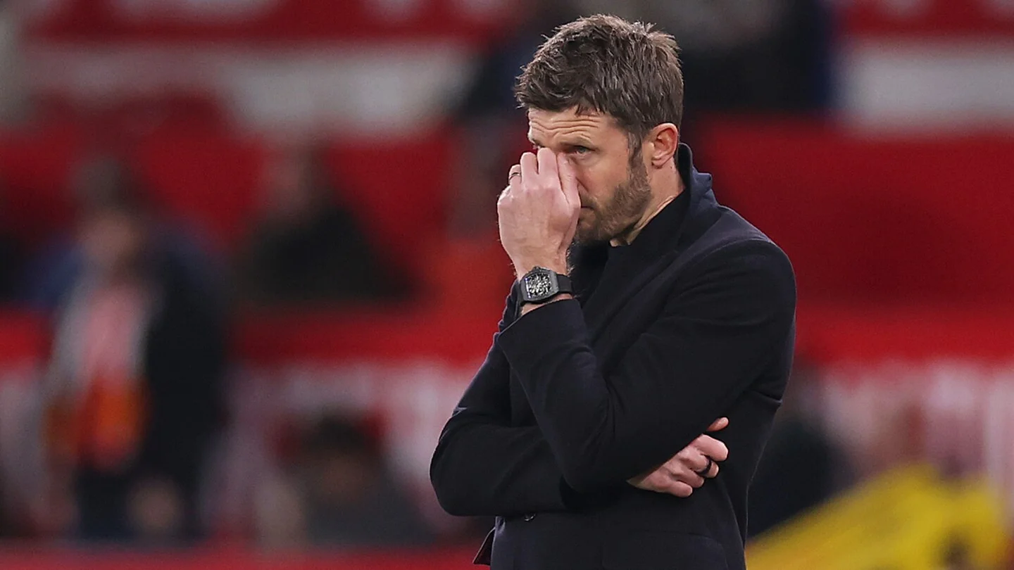 Martinez red card shocks United as Leeds upset Old Trafford, prompting Carrick and Fernandes reactions