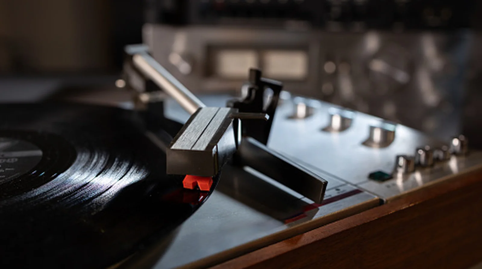 Why 1970s Audio Gear Is Hot Again in 2026