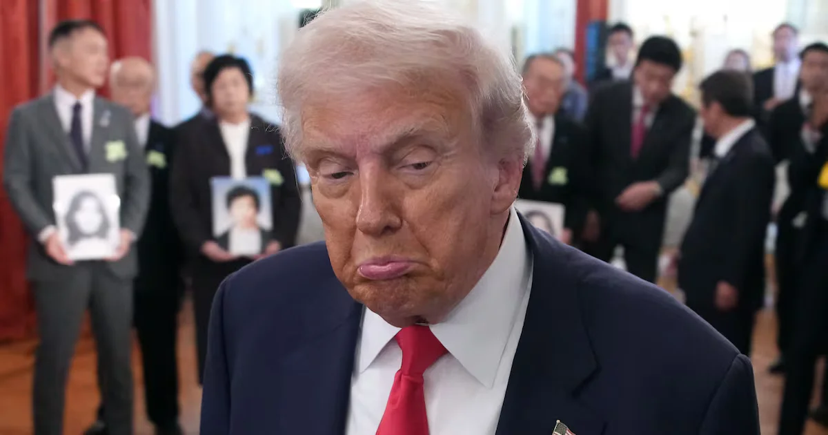 Retired Admiral Mocks Trump’s Iran Toll Booth Plan