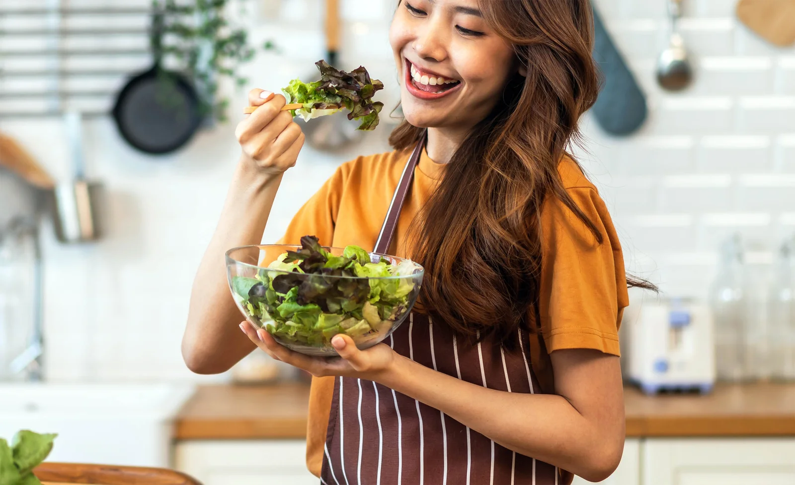 Slight calorie cuts may slow aging, study finds