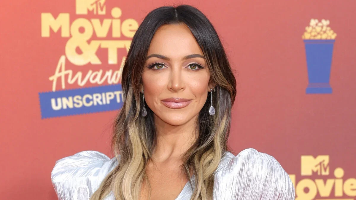 Farrah Brittany Names Zach Goldsmith as Baby's Father in Gender Reveal