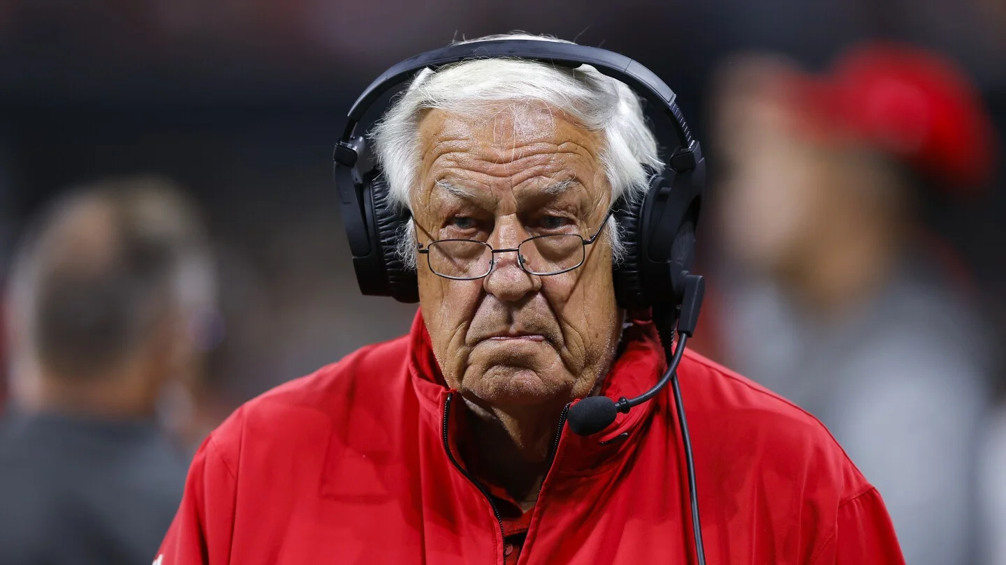 Tom Moore Comes Home to Iowa, 64 Years After Starting There