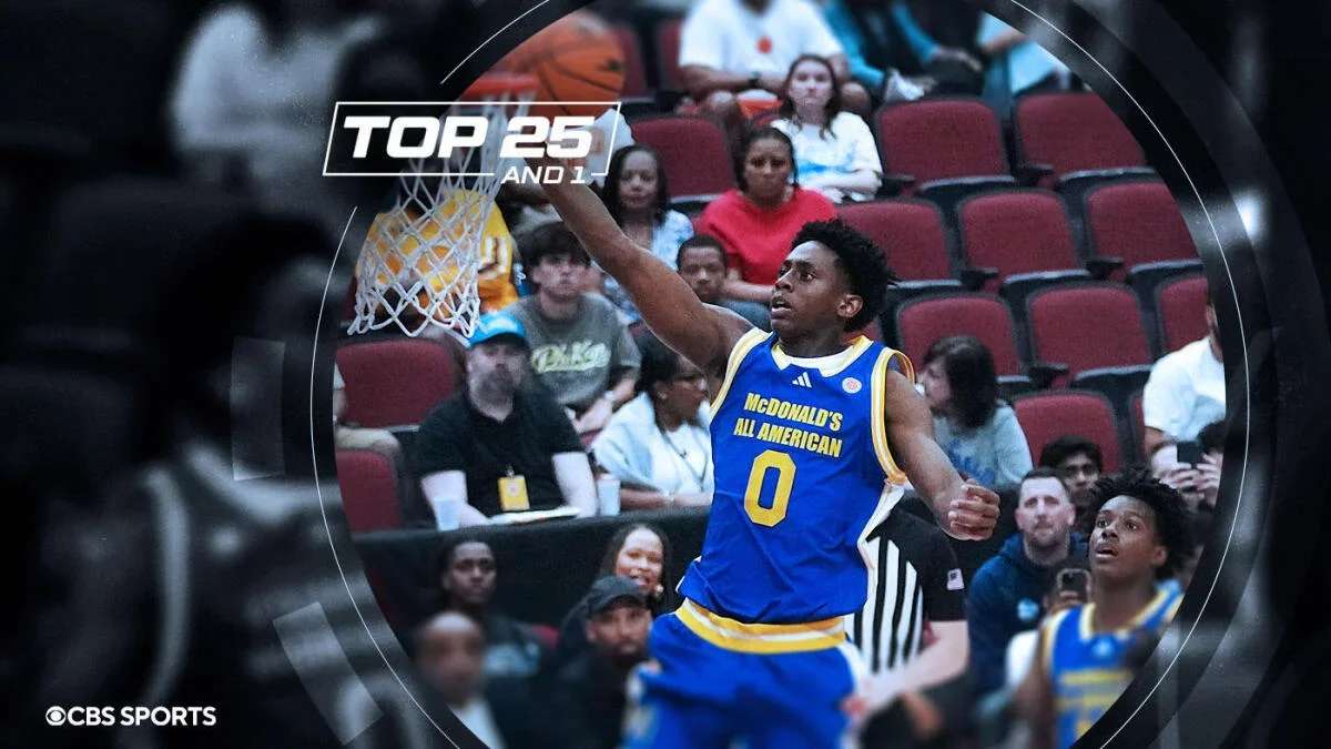 Michigan slips in Top 25 And 1 after McCoy Jr. suffers season-ending ACL