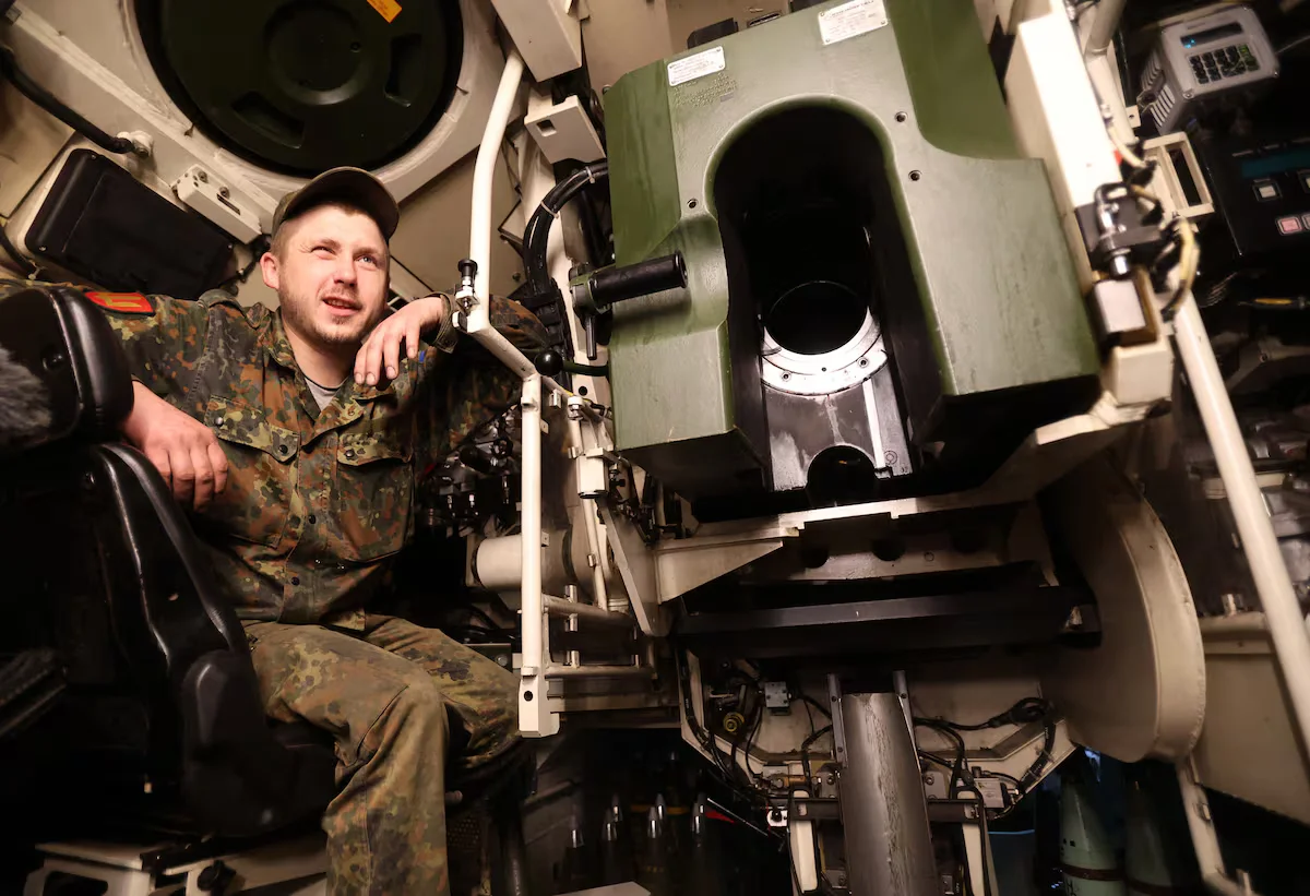 Germany taps battlefield data from Ukraine to upgrade its weapons in a €4B package