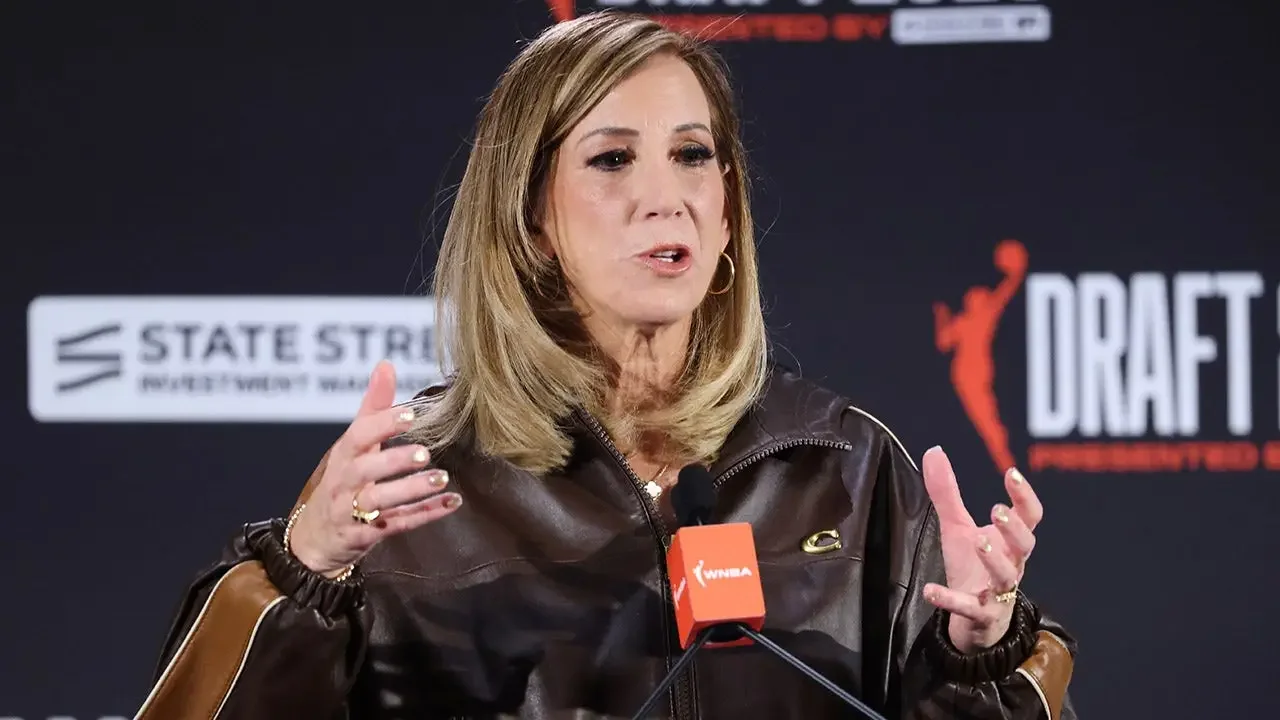 Thomas Suspension Sparks WNBA Leadership Debate