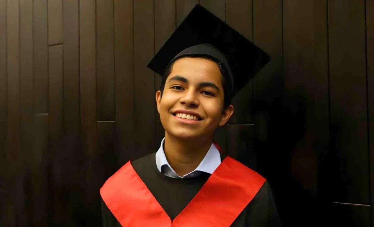 15-Year-Old Doctoral Student Engineers Enzymes to Break Down PET Plastic