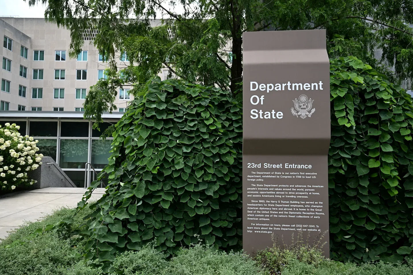 US tightens nonimmigrant visas by screening for fear of returning home