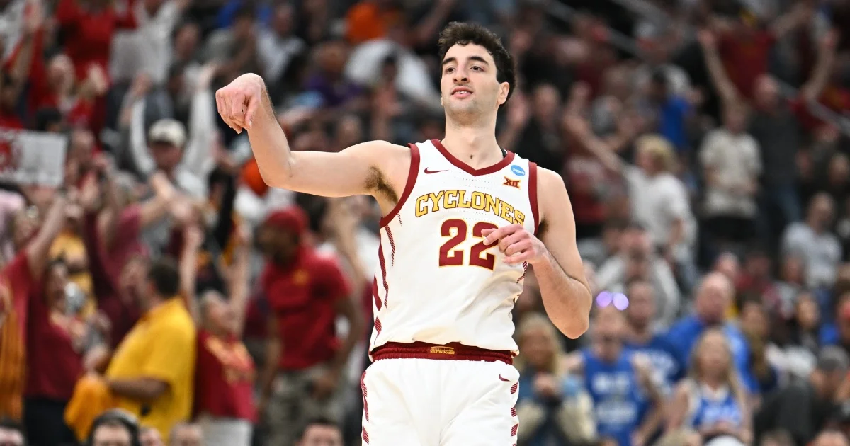 Milan Momcilovic Withdraws from Draft, Eyes Kentucky Return