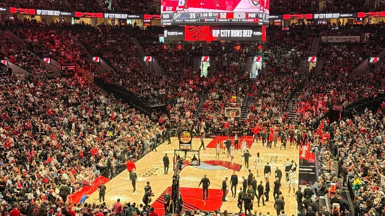 Portland pitches first term sheet to Trail Blazers as talks heat up