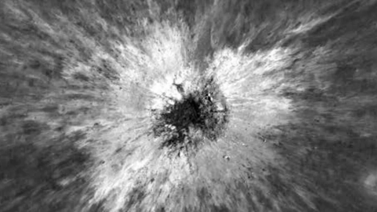 Moon’s Fresh Scar: 225-Meter Crater Reveals a Recent Impact