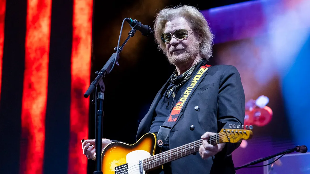 Daryl Hall Receives Kidney Transplant, Sees Early Recovery