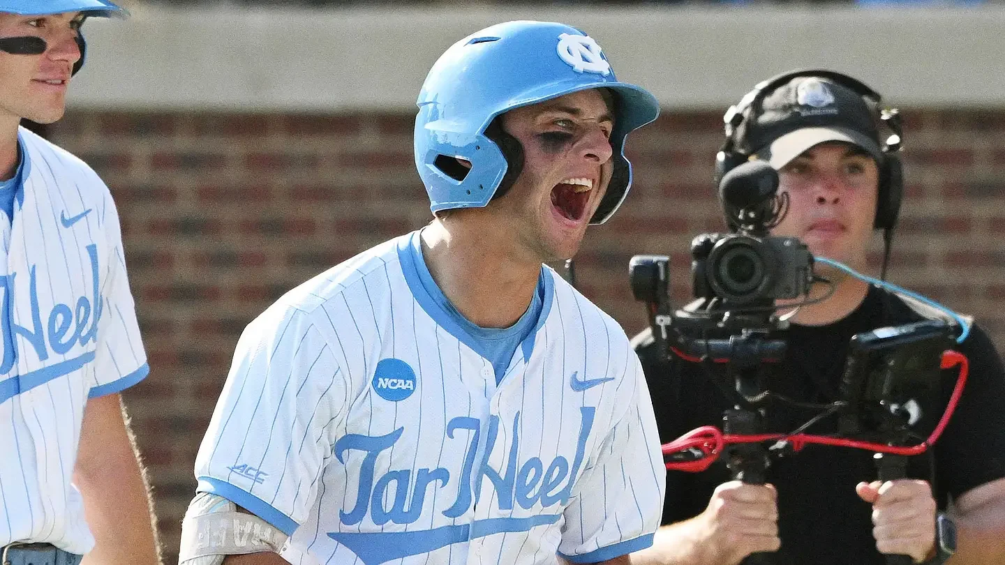 CWS Field Set: Eight Teams, Two Brackets Kick Off in Omaha