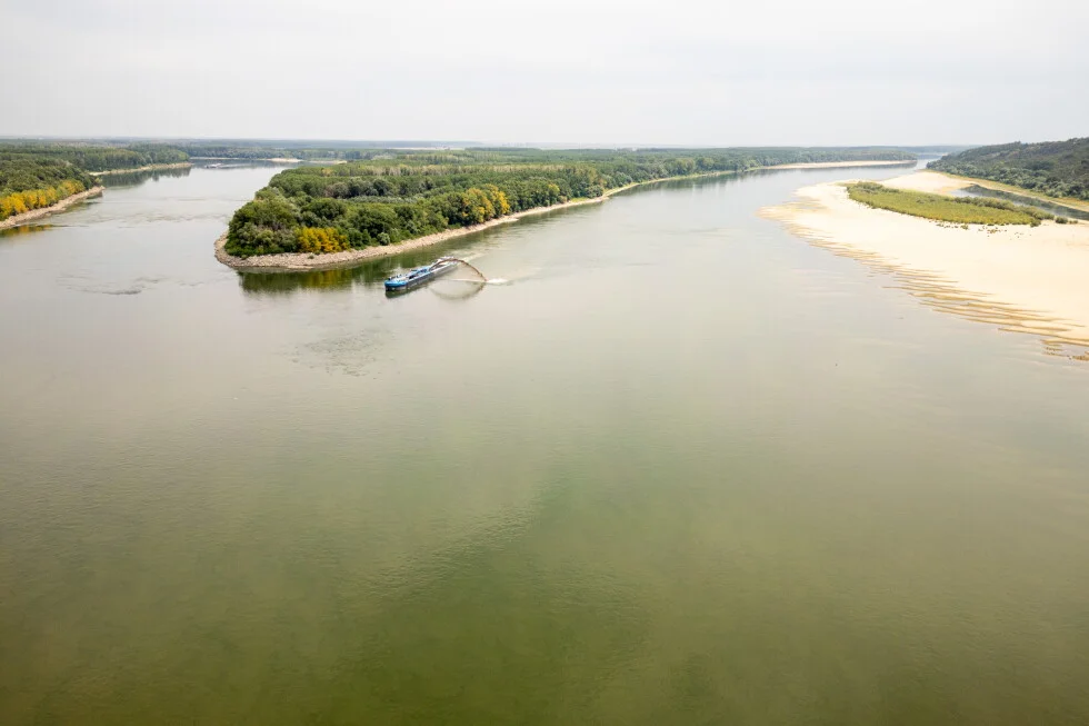 Danube maneuver keeps Romania’s nuclear reactor running
