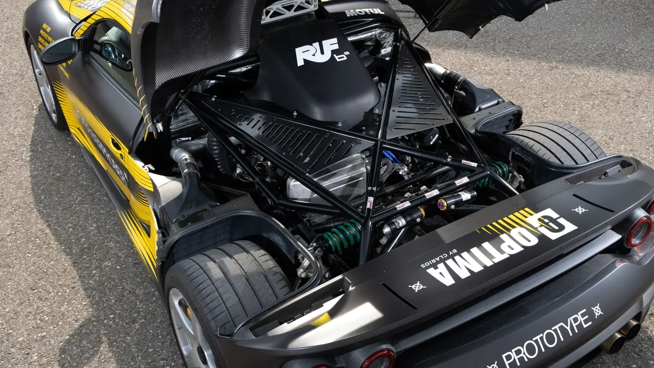 RUF Unveils 1000+ HP Flat-Eight in CTR3 Prototype for Goodwood