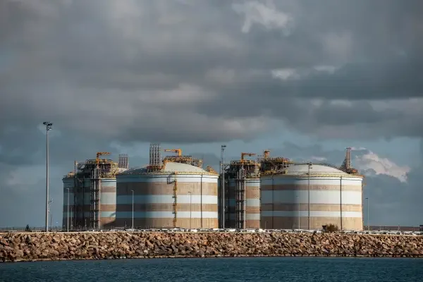 Natural Gas Prices Find Stability Amid Weather and Production Shifts
