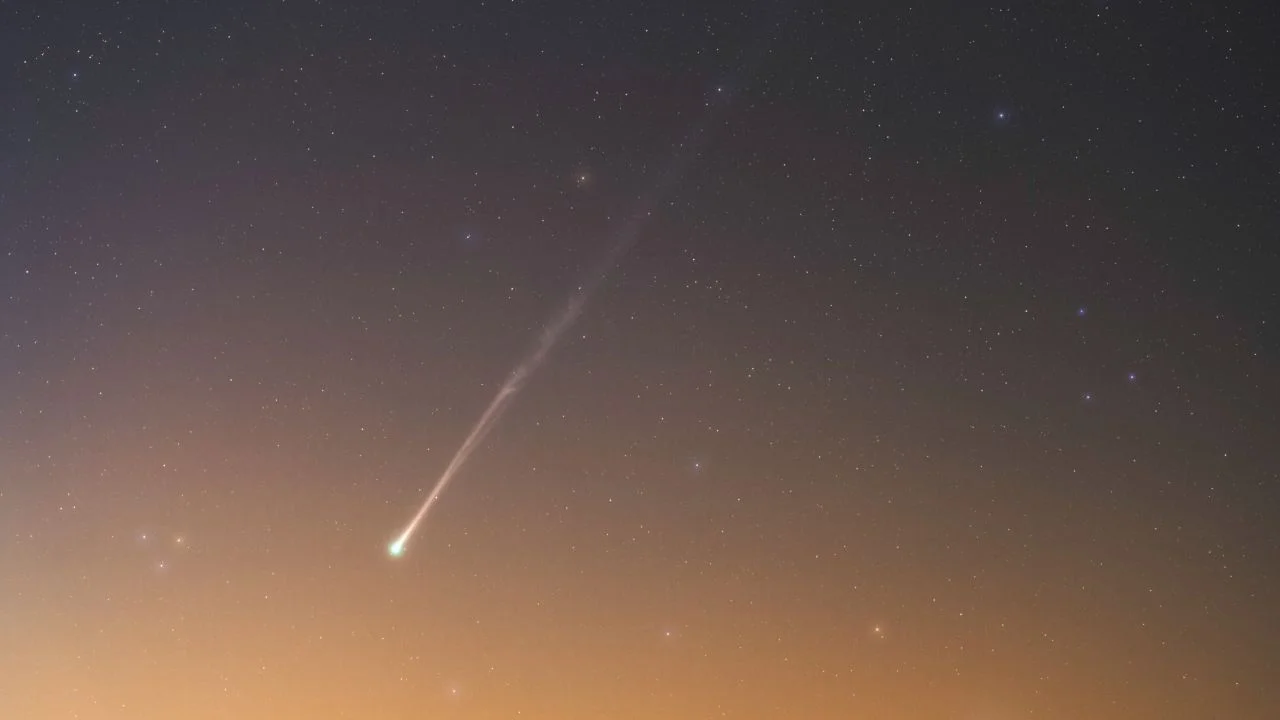 Predawn PanSTARRS: Stunning Naked-Eye Comet Over Somerset