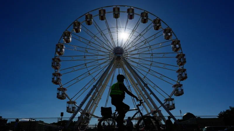 Trump’s National Mall State Fair Turns the Mall Into a Stateside Showcase