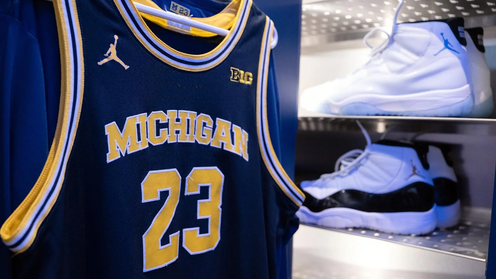 Wolverines sign McCoy, Cosby to anchor 2026 recruiting class