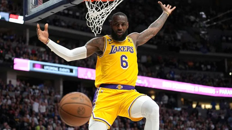 LeBron James' Mistakes Highlight Lakers' Game 2 Loss in NBA Playoffs.