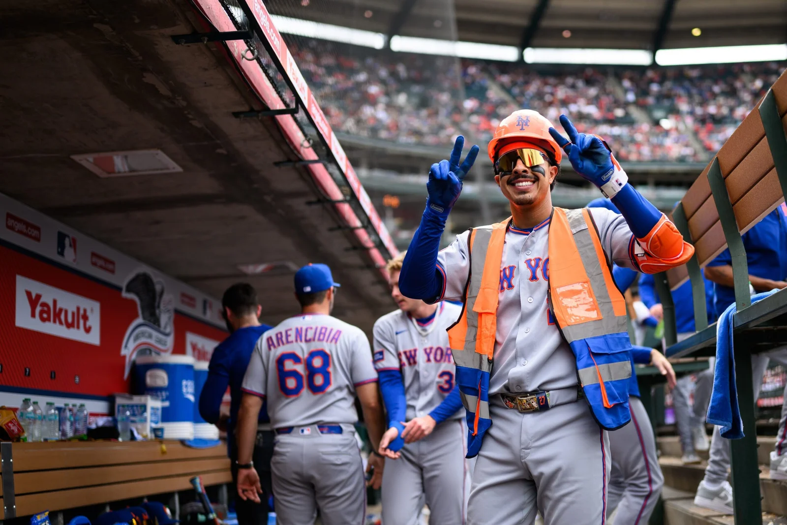 Vientos Powers Mets to Road-Series Win as Weather Looms for Rockies