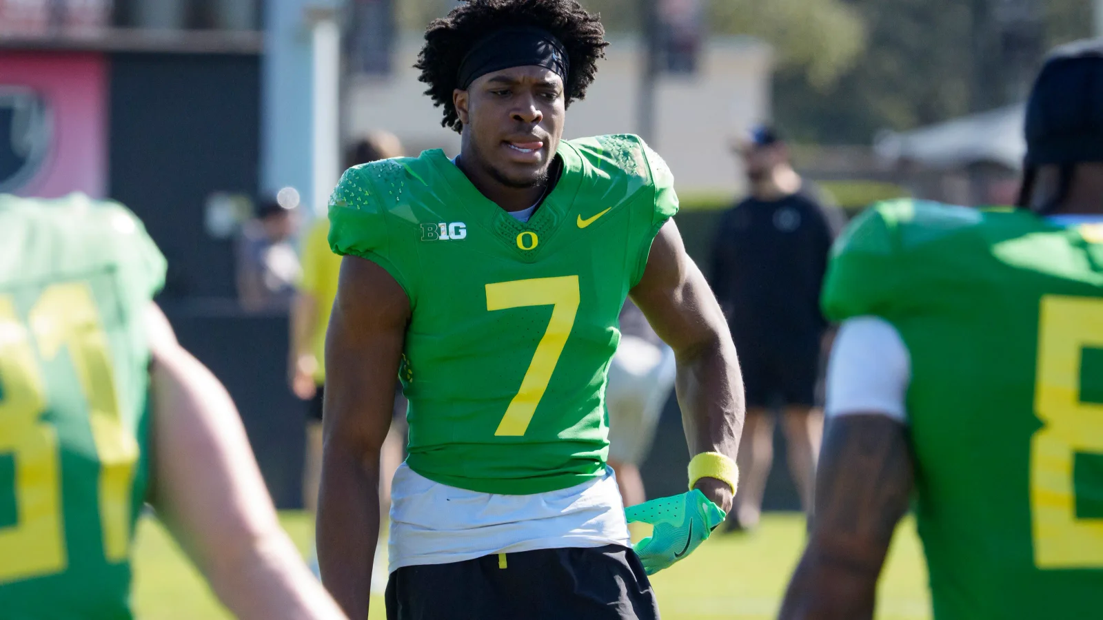 Oregon's 2026 depth chart comes into focus ahead of Boise State opener