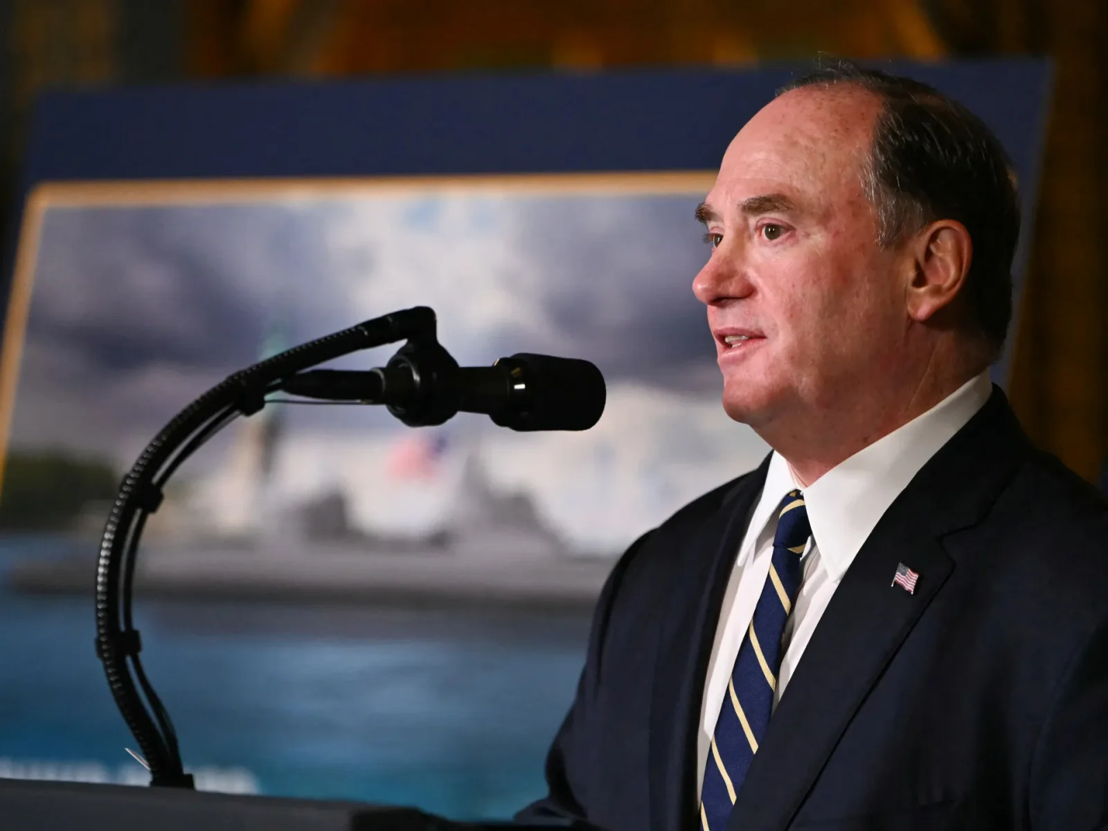 Navy Secretary Ousted in Pentagon Shakeup as Iran War Intensifies
