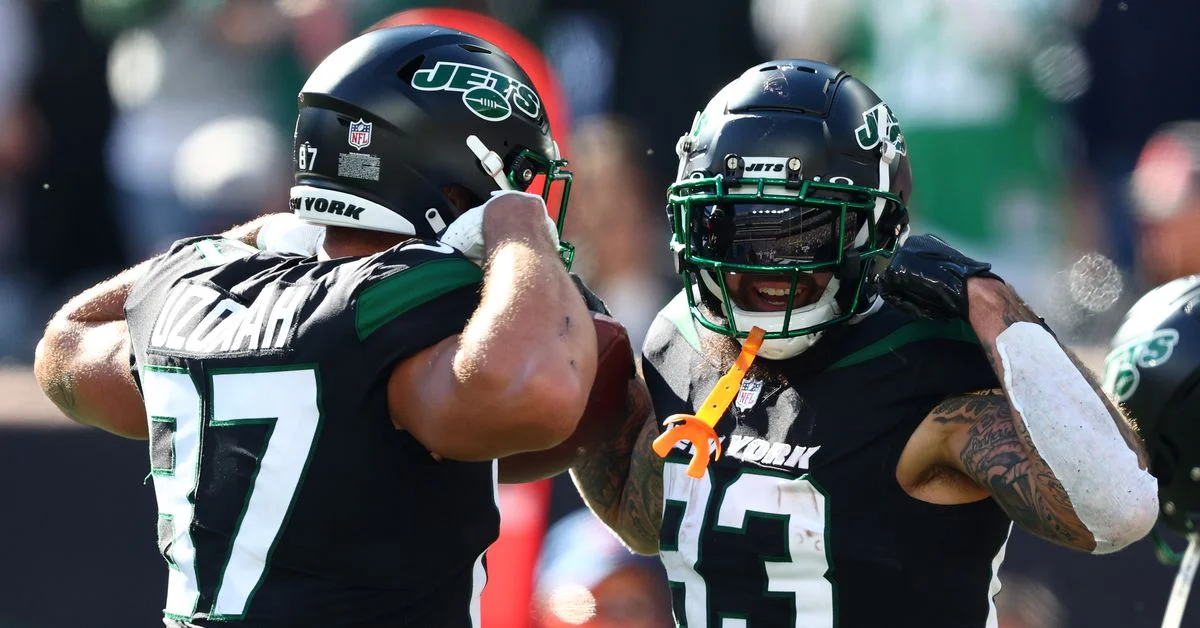 "NFL News: Beckham's Price, Rodgers Trade Saga, Vikings Solution, and Mock Draft Projections"