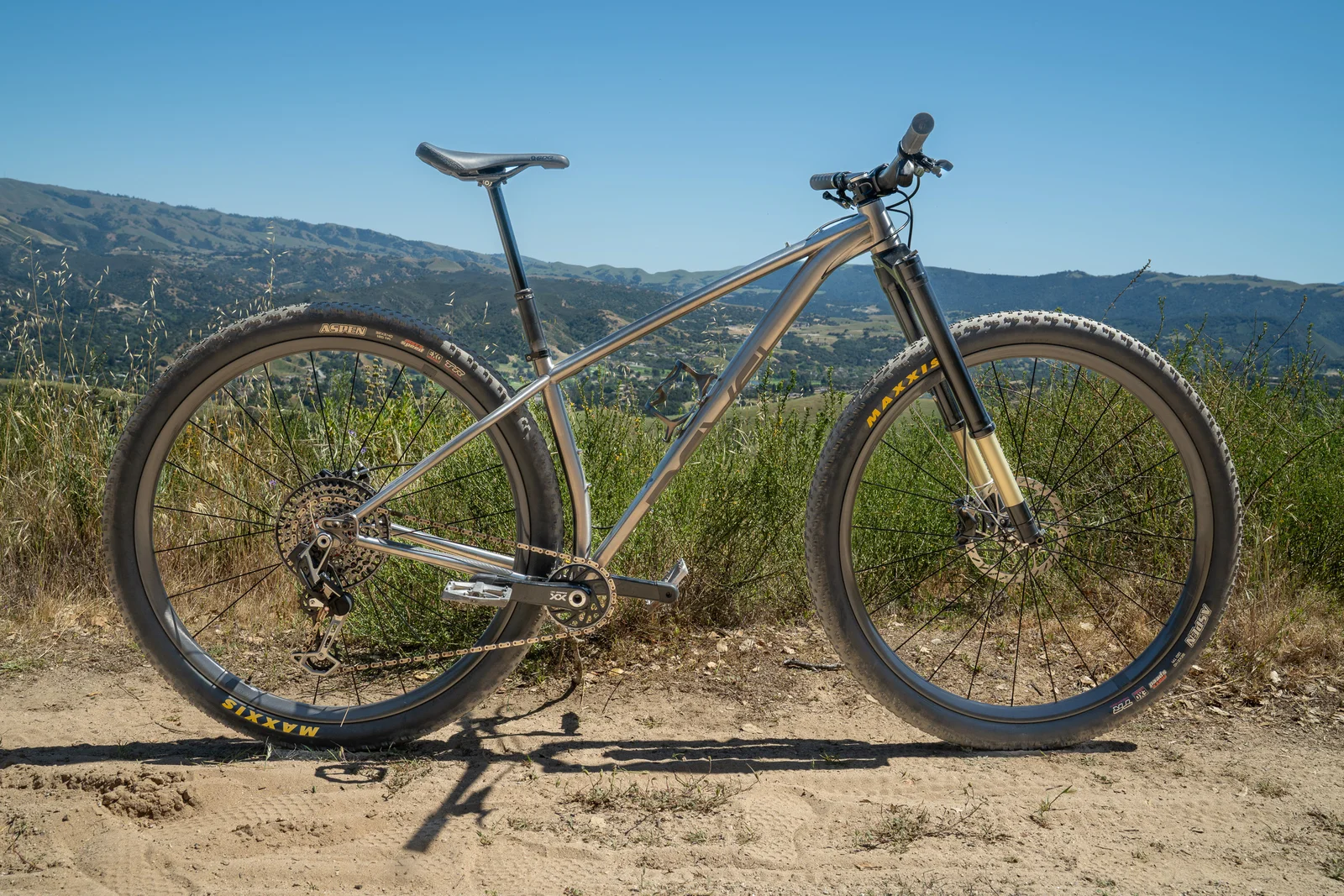 32-inch wheel hype meets early reality in Revel’s mountain-bike prototype