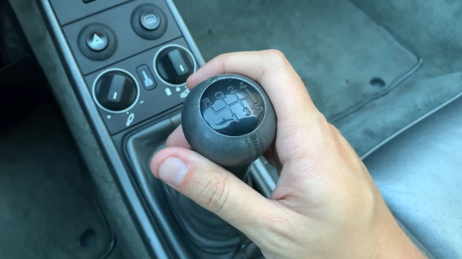 G Gear: The Ultra-Low Shift Behind Porsche’s Off-Road Legend