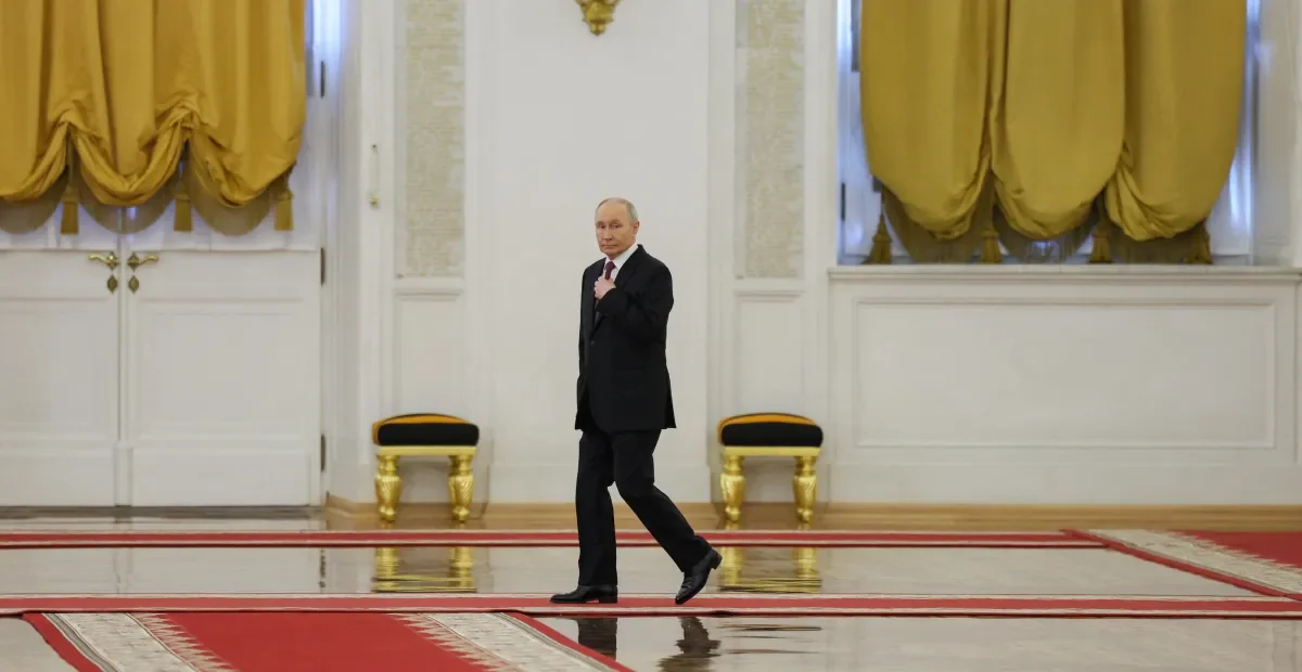 Putin’s Longevity Gamble: $26B, Pigs, and Cryo Chambers