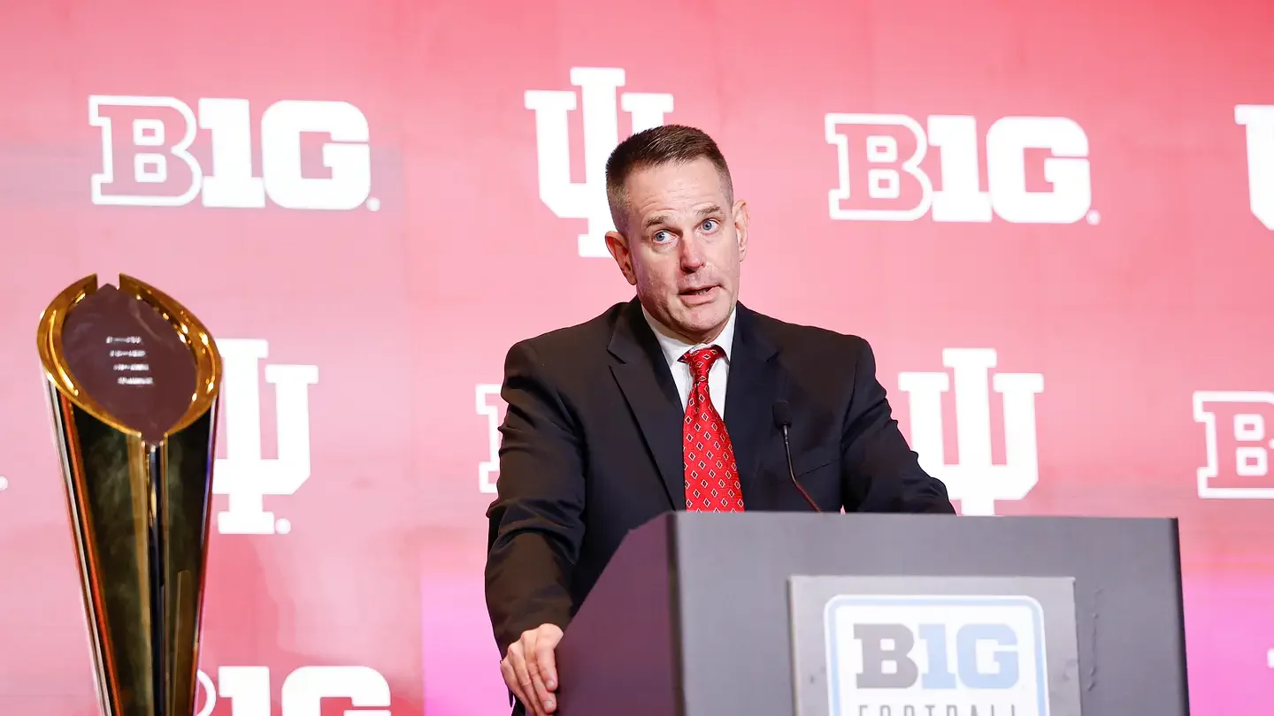 Bold Bets Define SI’s 2026 Preseason Top 25 Projections