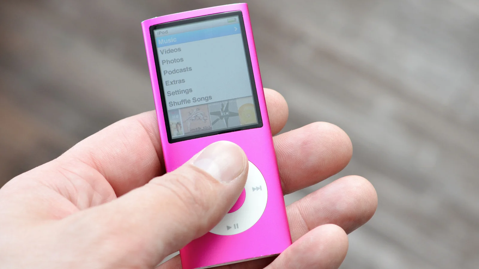 Gen Z Rewinds to iPods: A Quiet Rebellion Against Streaming Fatigue