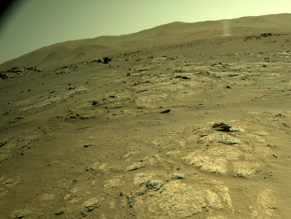 NASA Sets Breathable Mars Dust Limit Ahead of Human Missions