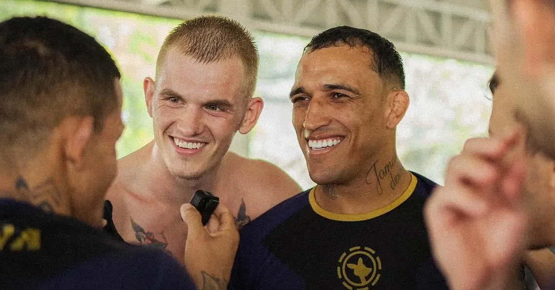 Oliveira backs Garry to upset Makhachev at UFC 330