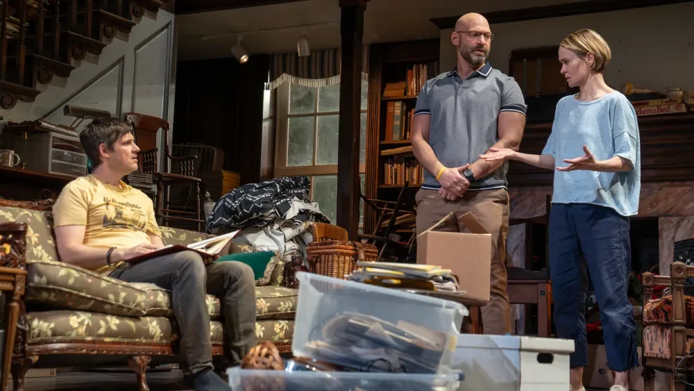 "Sarah Paulson Shines in the Blazing Tragicomic Drama 'Appropriate'"