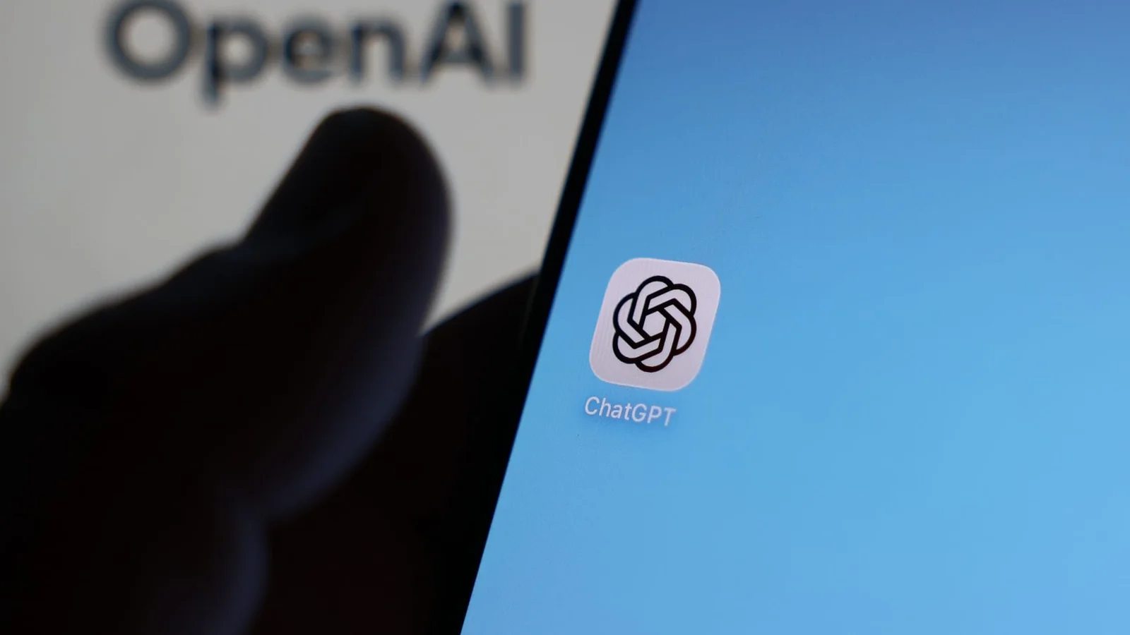 Prompt Crafting Is Key to Safer AI Personal-Finance Advice