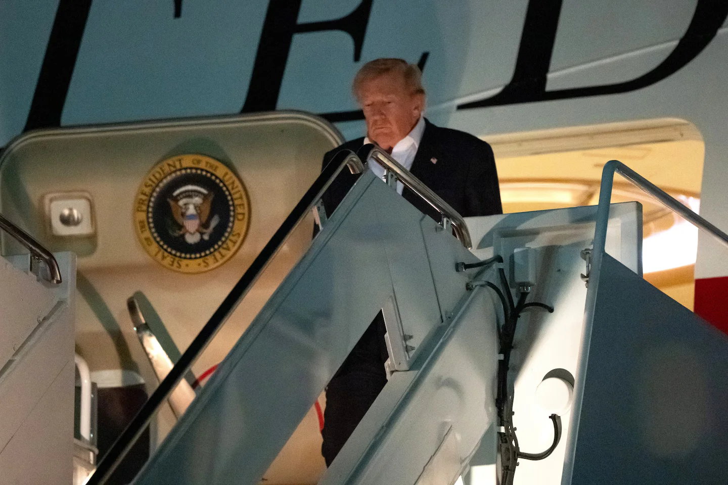 Trump’s NATO trip ends with a jet-switch: old Air Force One first, Qatar-gifted jet later