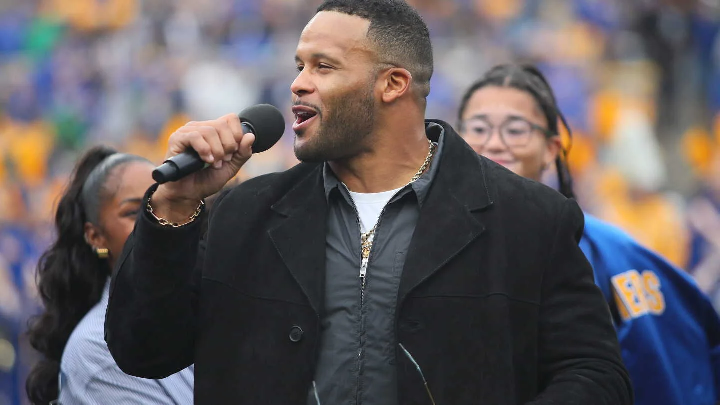 Shula says Aaron Donald back would be a game-changer for the Rams' defense