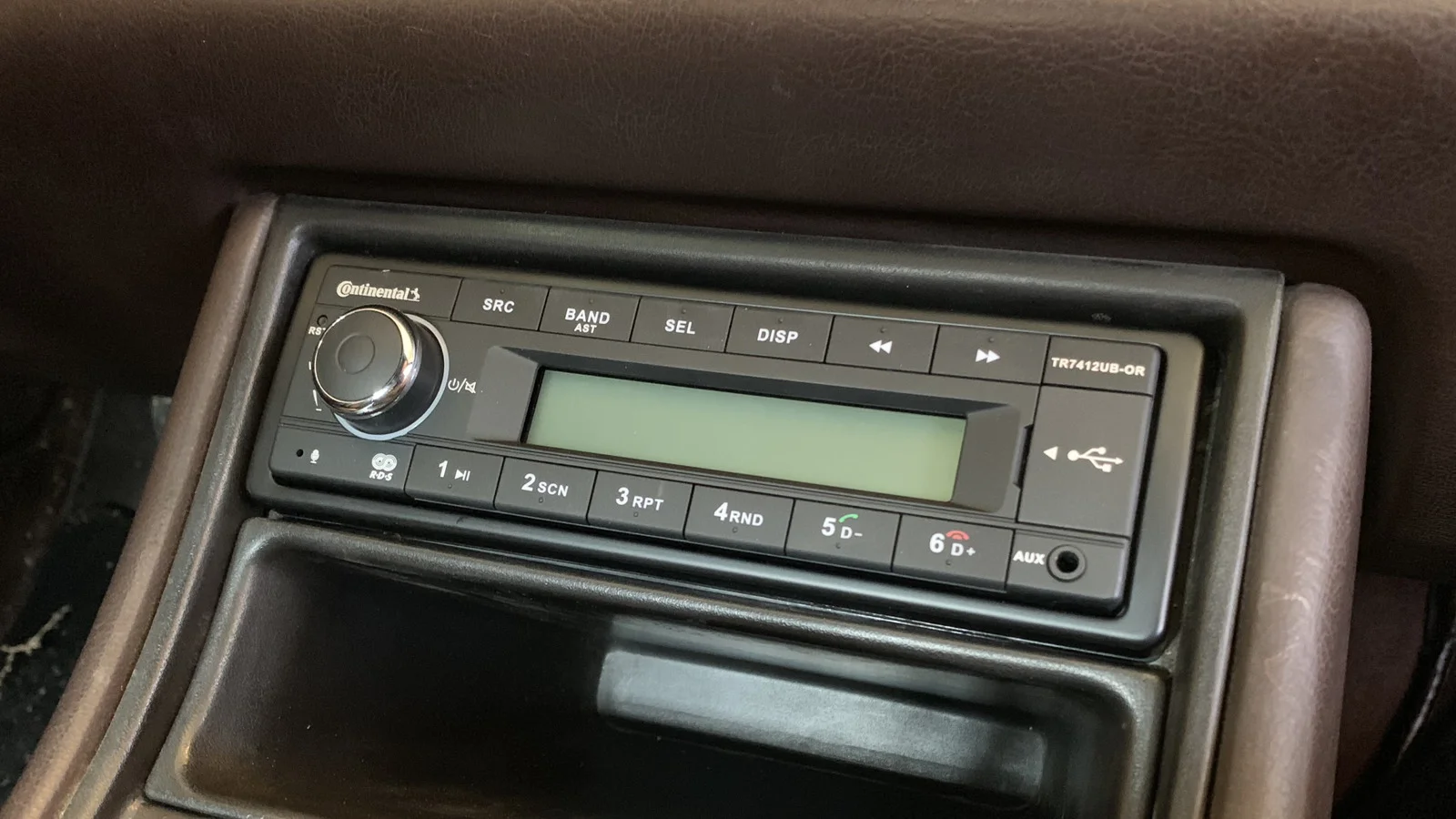 DIN Car Stereos Were Simpler—and the Upgrade Isn’t Better