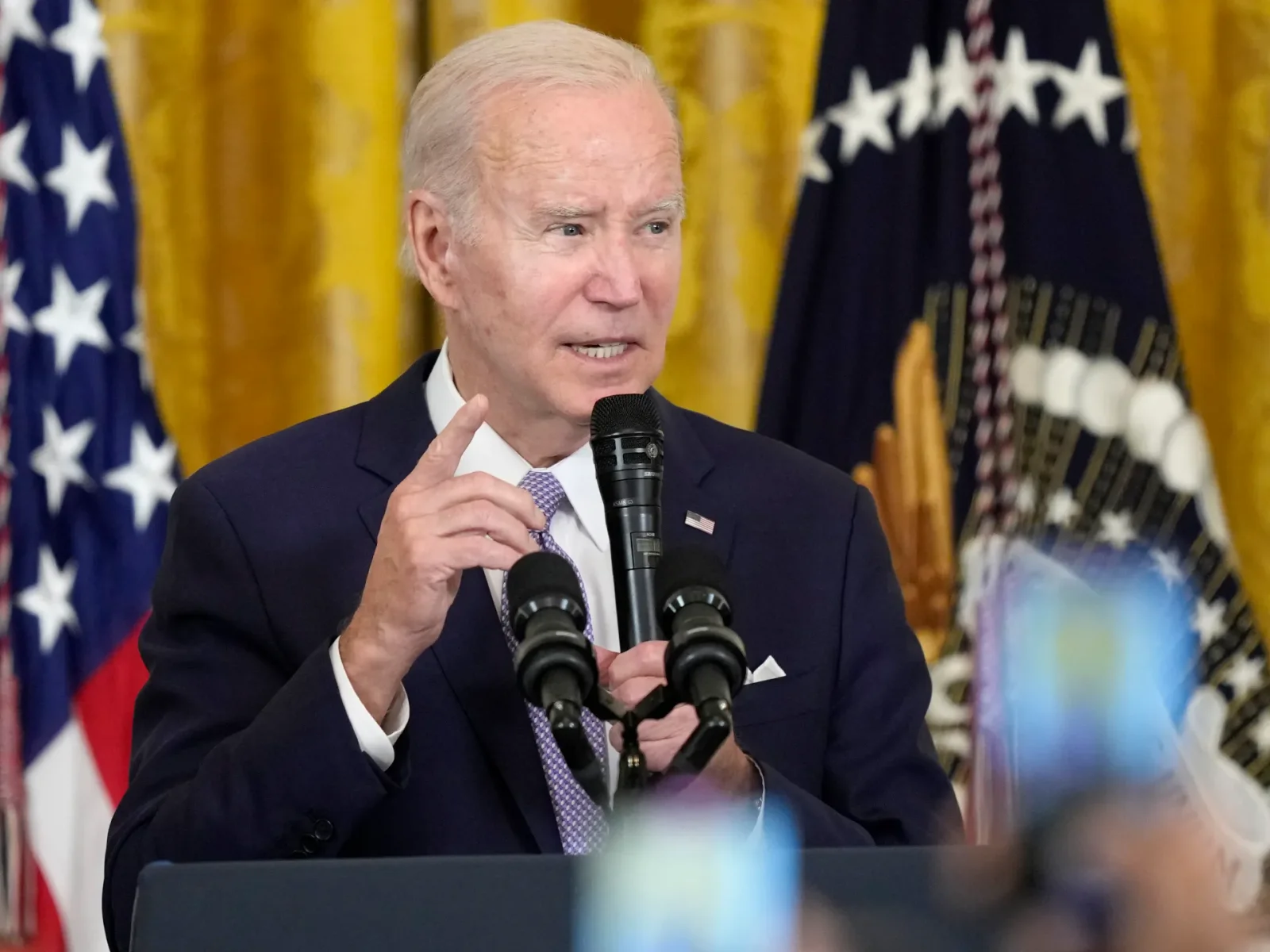 White House blocks Muslim mayor from Eid celebration.