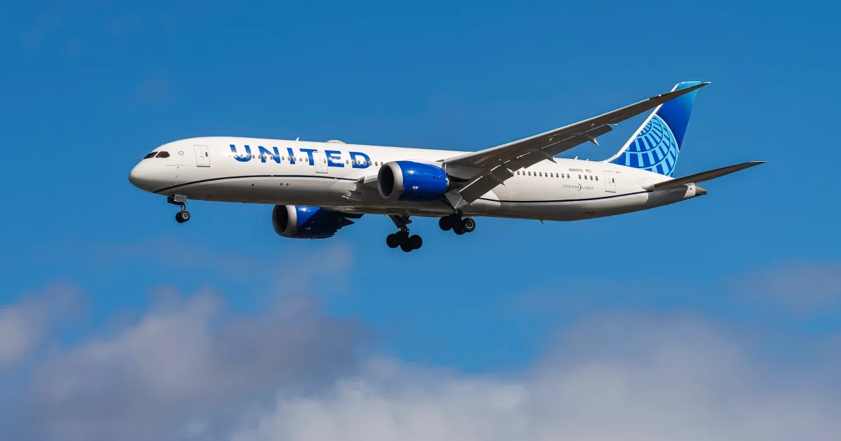 Unruly flyer assaults crew, tries to breach cockpit on Newark-bound United flight