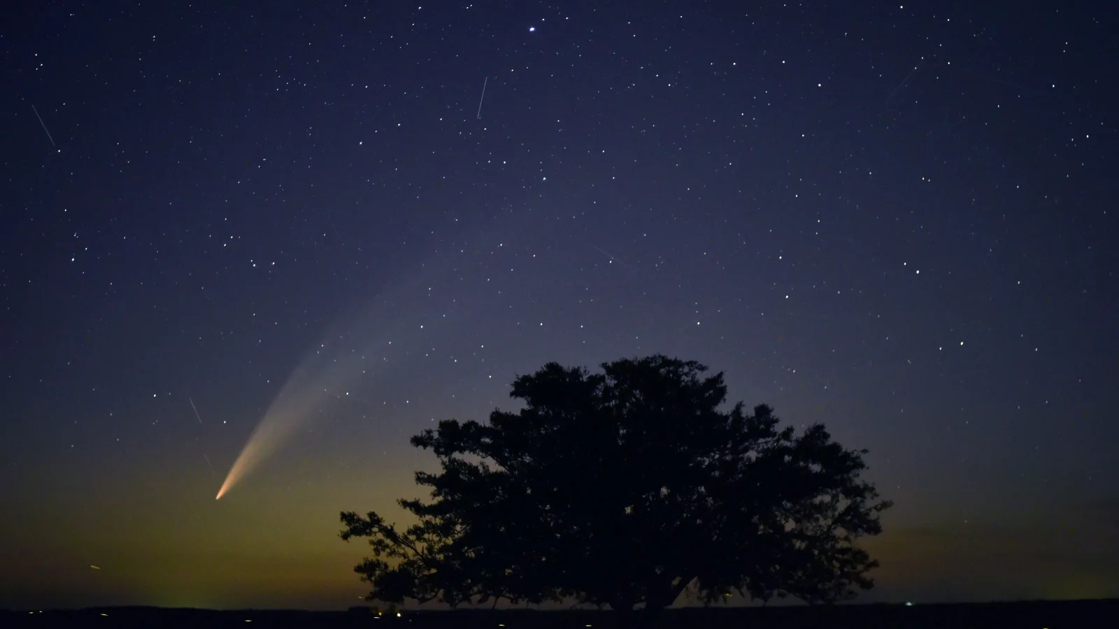 New Moon Night Reveals Comet Tempel 2 for Skywatchers Tonight