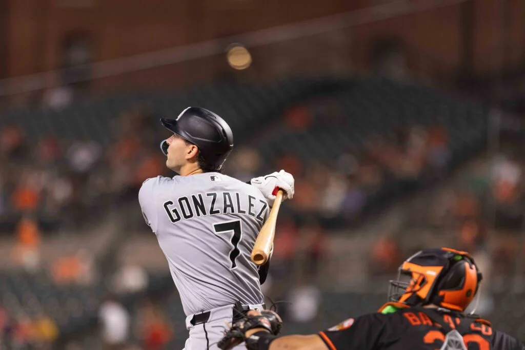 Pirates land Gonzalez and Eisert for Woods and No. 34 pick