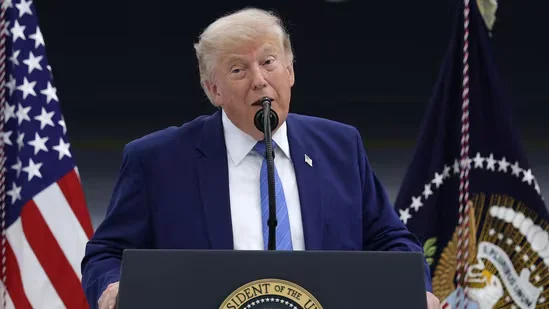 Trump Sets Hard Iran Nuclear Line, Prioritizing a Bomb Stop Over Economic Fears