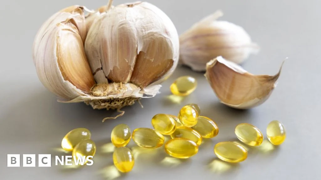 Leicester GP banned for bogus cancer cures using garlic oil and vitamin C