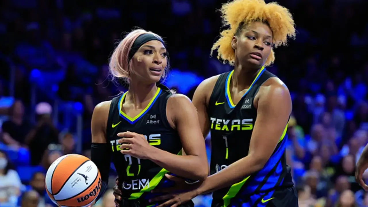Carrington’s Cheating Claims Spark WNBA Controversy Ahead of Aces-Sky Showdowns